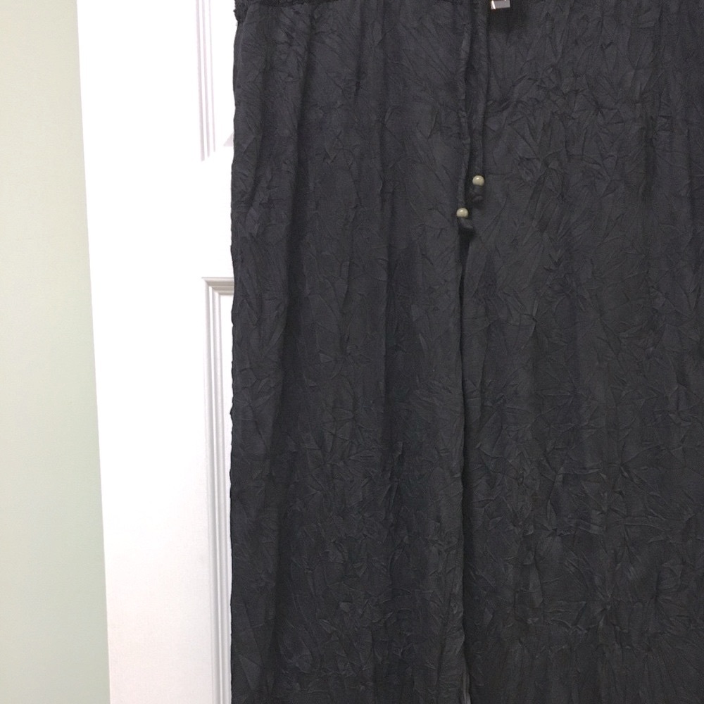 INC - Ladies black crinkle pants